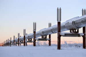 alaskan pipeline in winter